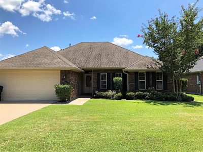 213 Hedge Hill Dr, Calhoun, LA, 71225