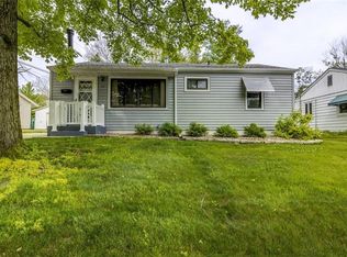 22 W Enlow Dr, Decatur, IL 62521