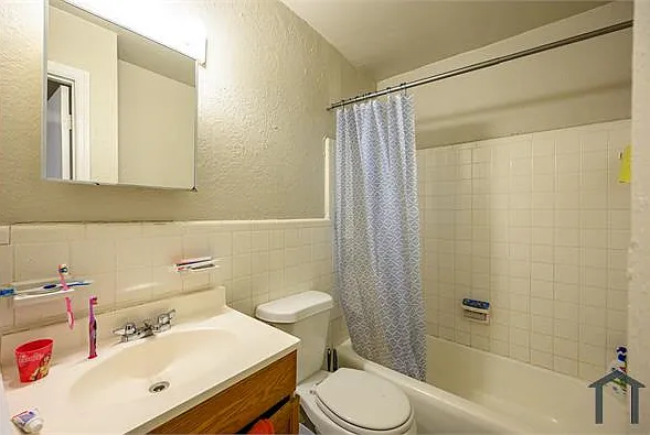 2 bed, 725 sqft, $800 — Photo 3