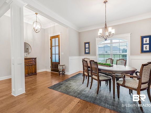 5th image of 7795 Elderberry Dr