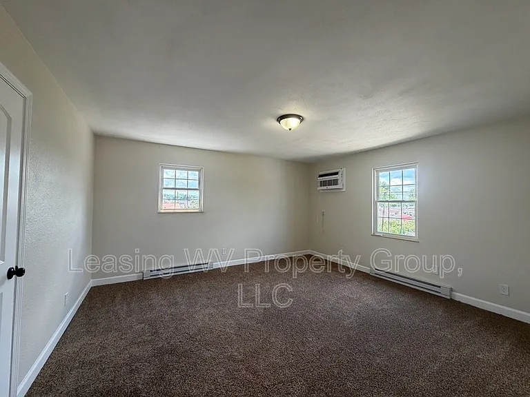1101 Main Ave #9 — Photo 6