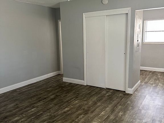 3rd image of 865 5th Ave N APT 14