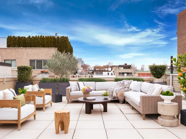 115 Mercer Street image 1 of 16