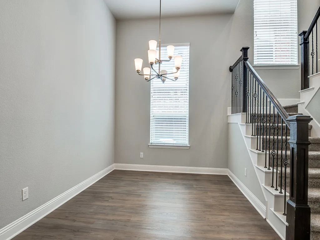 4 bed, 3.5 bath, 3436 sqft, $5,200 — Photo 4