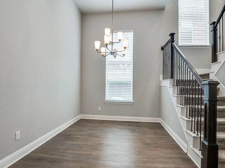 3511 Meridian Ave — Photo 8