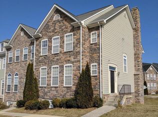 850 Rockford Sq NE, Leesburg, VA 20176