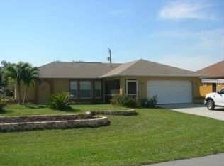 28 NE 12th Ct, Cape Coral, FL 33909