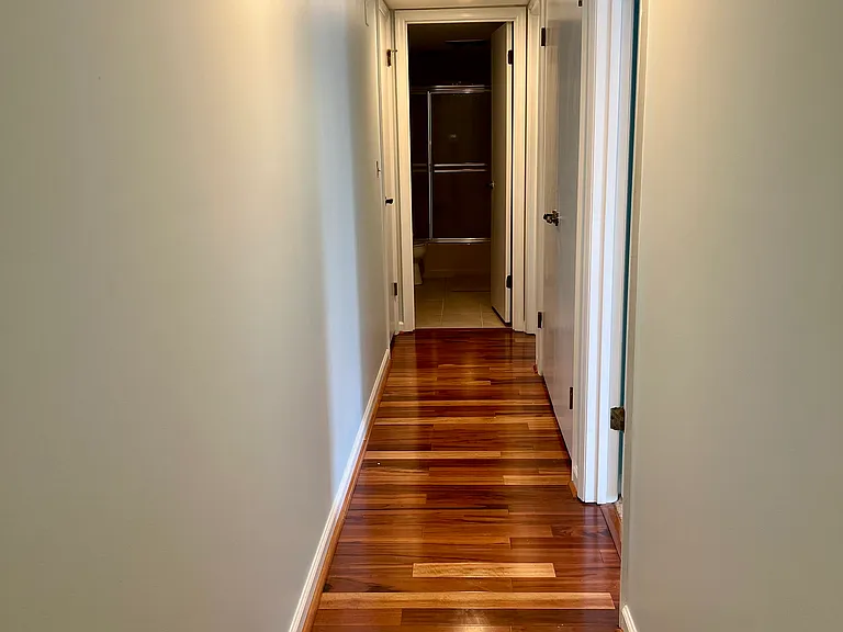 Sarah Ln — Photo 17