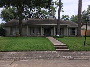 10303 Pine Forest Rd, Houston, TX 77042