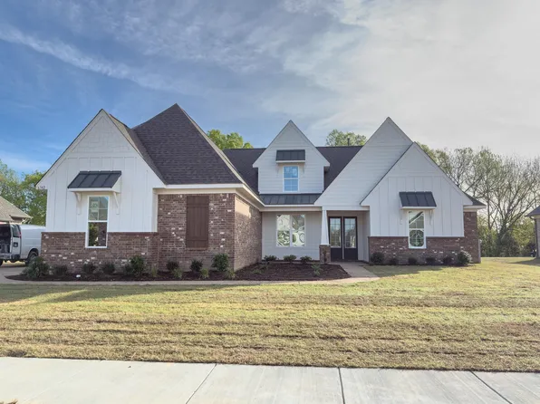 6301 Bevan Lake Dr, Arlington, TN 38002