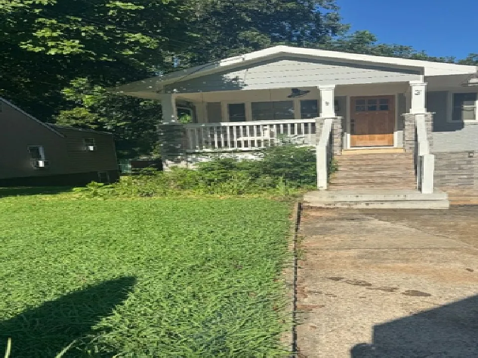 31 Vinson Dr
