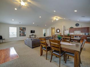 Arneman Place, Erie, PA 16511
