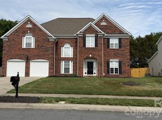 11234 Huntington Meadow Ln, Charlotte, NC 28273