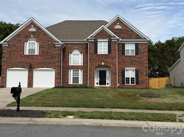 11234 Huntington Meadow Ln, Charlotte, NC 28273