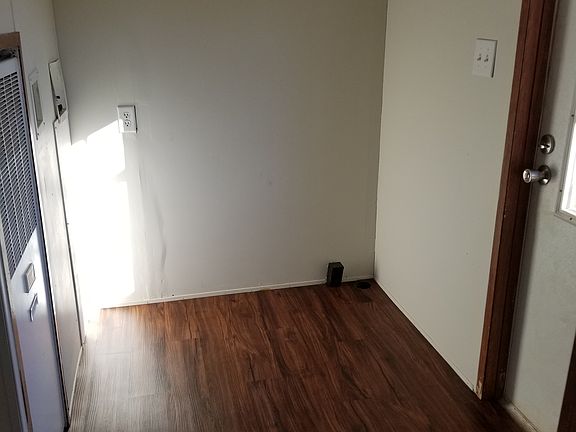 5th image of 20800 Forest Hills Ct