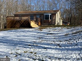 98 Lenape Trl, Albrightsville, PA 18210