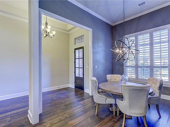 4th image of 3520 Spicewood Dr