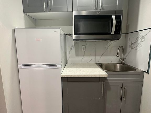 4th image of 1454 20th Ave
