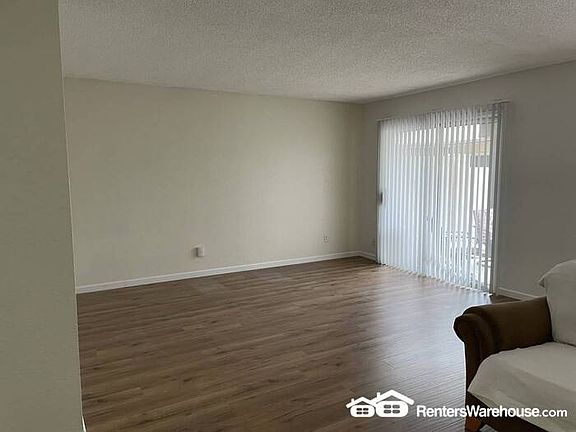 5th image of 2525 E Villa Theresa Dr