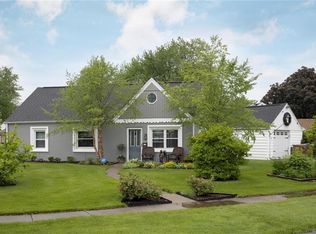 81 Chardon Dr, Cheektowaga, NY 14225