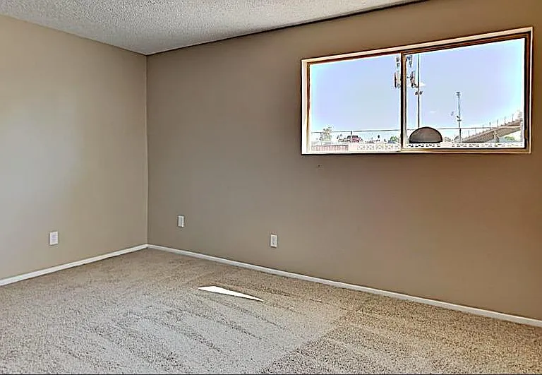 1867 E Alameda Dr — Photo 12