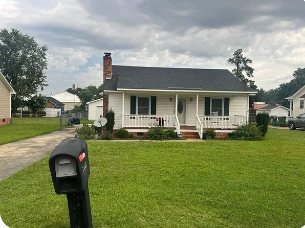 1011 Buchanan Dr, Florence, SC 29505