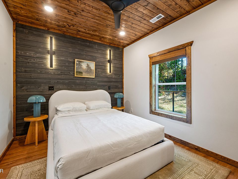 19th image of 3005 Nellie Dr
