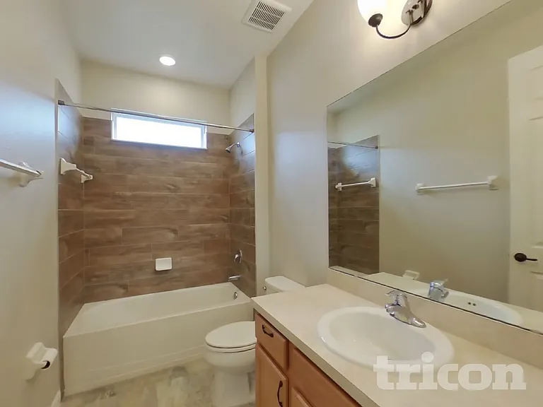 1255 Merion Dr — Photo 14