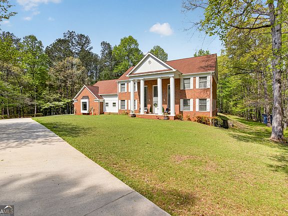 3rd image of 3035 Mount Zion Rd