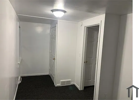 3419 W Hobson Ave — Photo 8