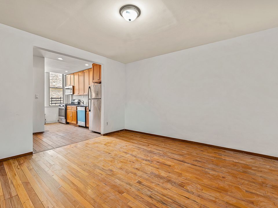1st image of 96 Graham Ave #1B