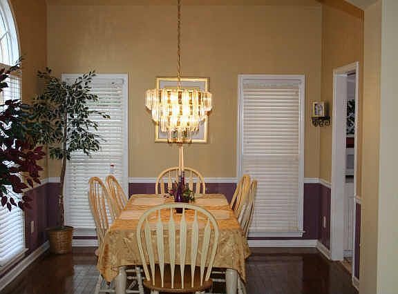Formal Dining