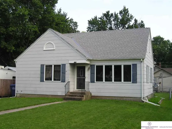 427 E 14th St, Wahoo, NE 68066