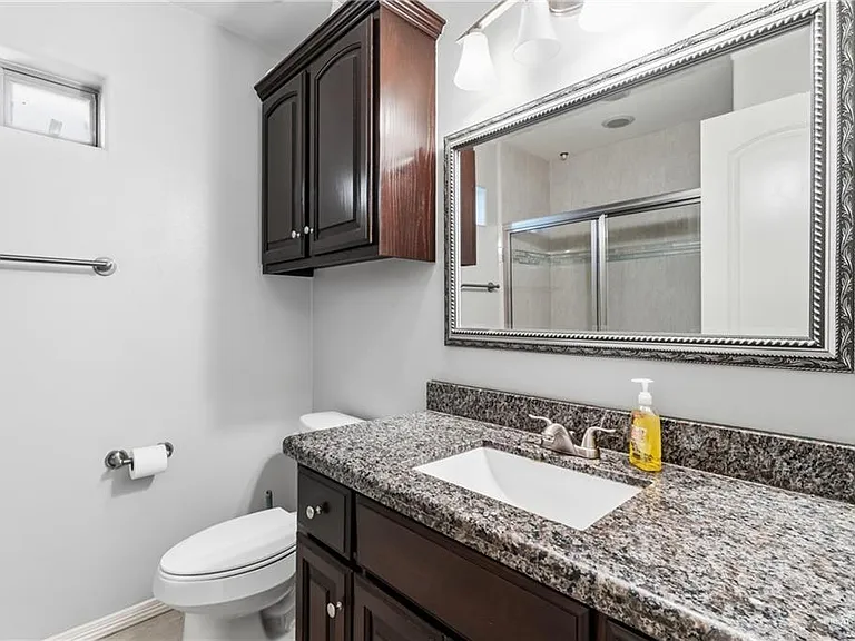 708 Dalobo Blvd — Photo 11