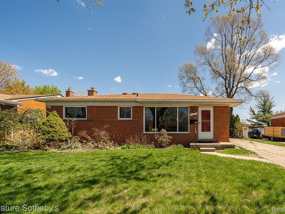 1st image of 23506 Panama Ave