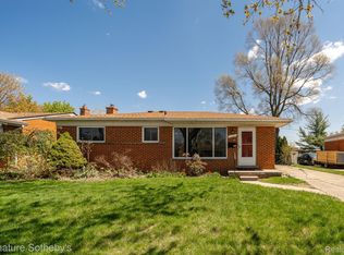 23506 Panama Ave, Warren, MI 48091