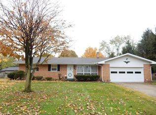 19330 Greenacre St, South Bend, IN 46637