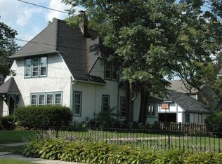 221 E Union Ave, Wheaton, IL 60187