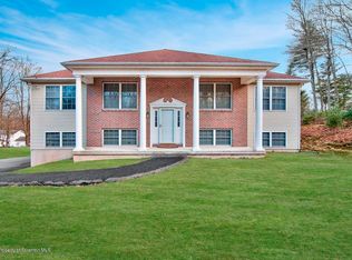 132 Marcelle Ter, Tannersville, PA 18372