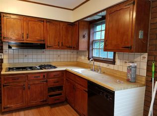 48 Villanova Dr, Jackson, NJ 08527