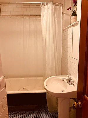 Rented by Corcoran | media 18