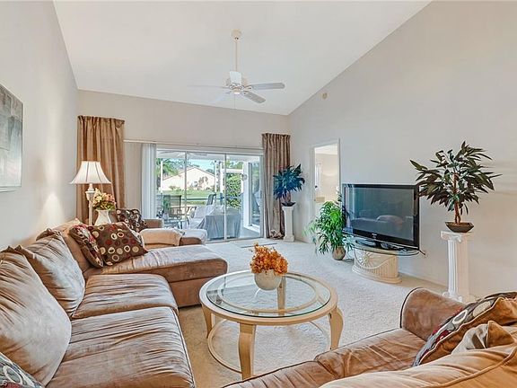 5th image of 547 Saint Andrews Blvd #122-0
