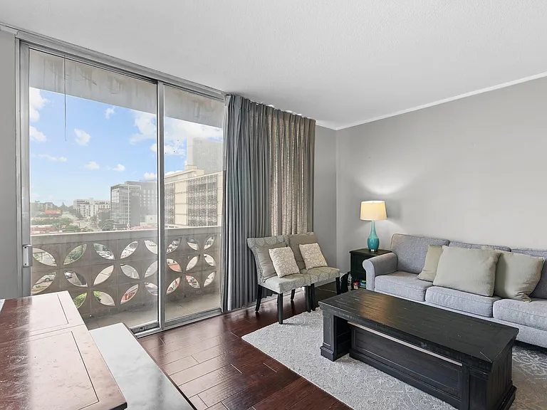 1801 Lavaca St #4C — Photo 12