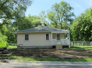 710 Cottage St, Waterloo, IA 50703