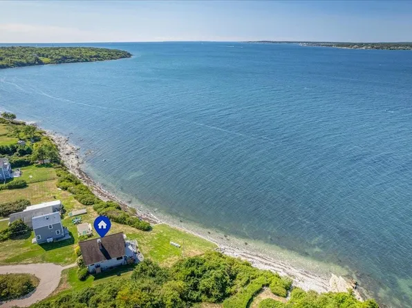2 Arnold St, Jamestown, RI 02835