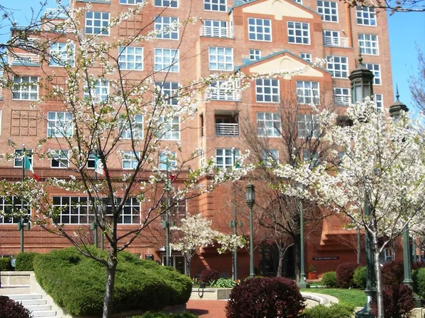 250 President St Unit 203, Baltimore, MD 21202