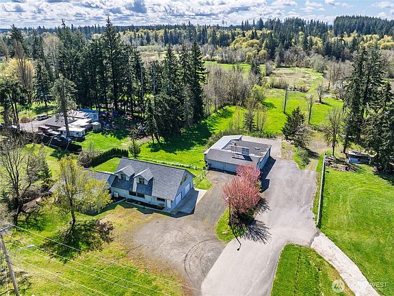 3rd image of 640 SE Arcadia Road