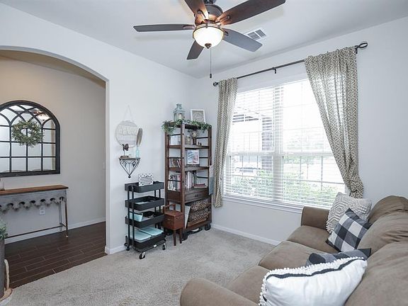 4th image of 24618 Royal Pike Dr