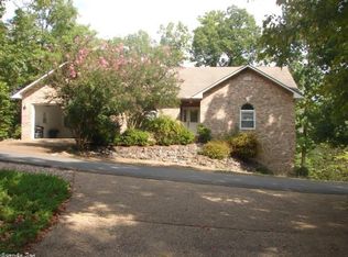 27 Lerida Ln, Hot Springs Village, AR 71909