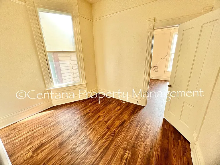 730-732 W Granite St — Photo 5